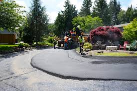 Best Gravel Driveway Installation  in Warren, IN